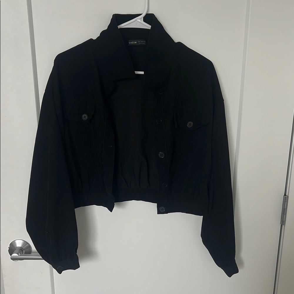 SHEIN Black Bomber Jacket Casual Cropped Style